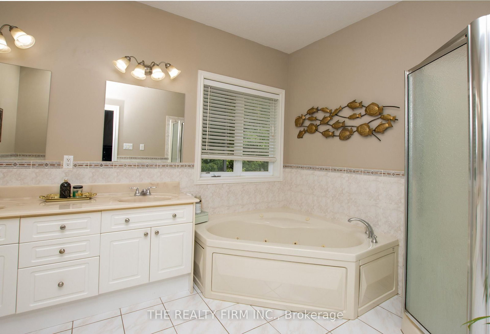 24677 Pioneer Line • West Elgin, ON photo 20