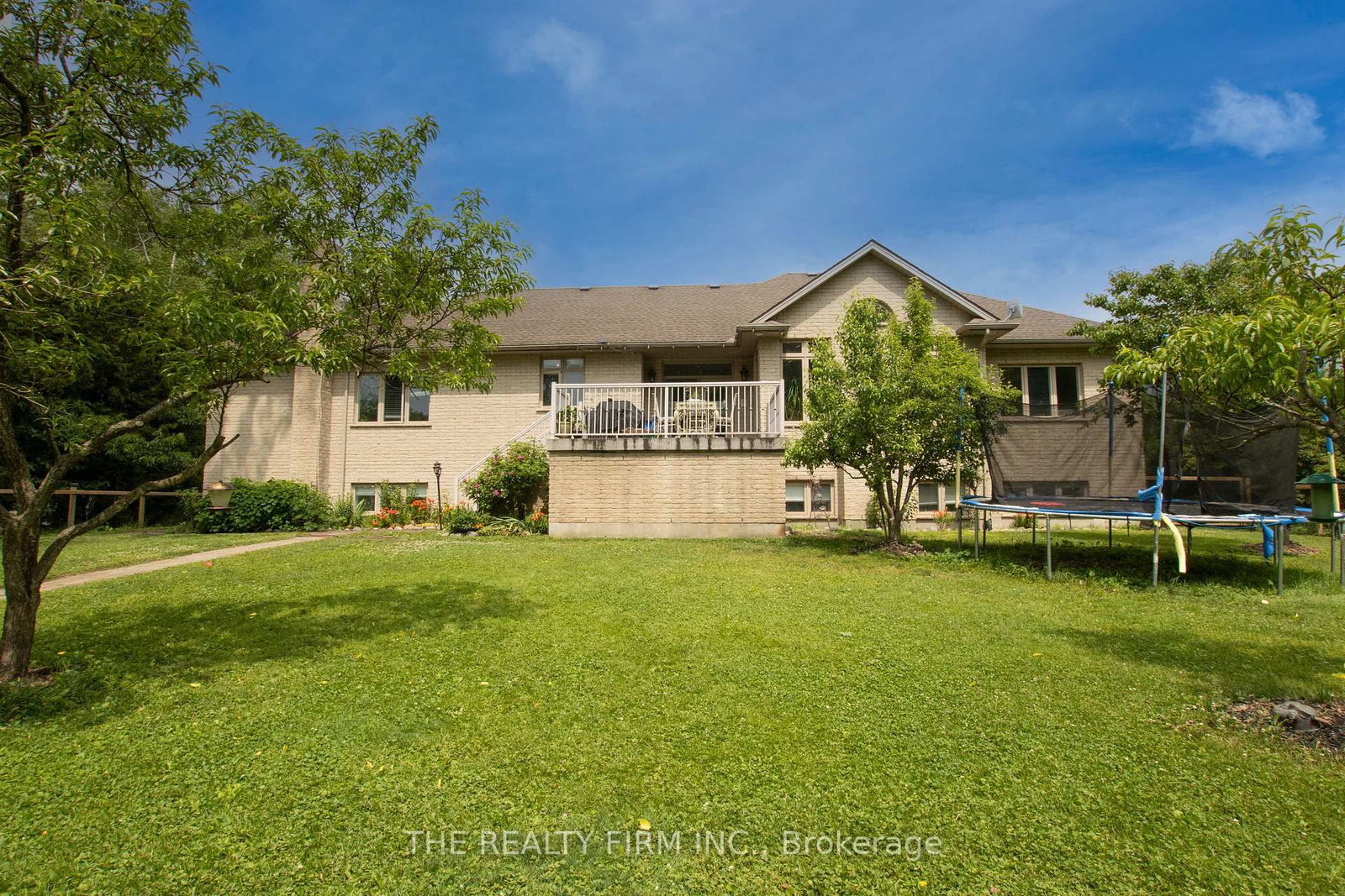 24677 Pioneer Line • West Elgin, ON photo 36