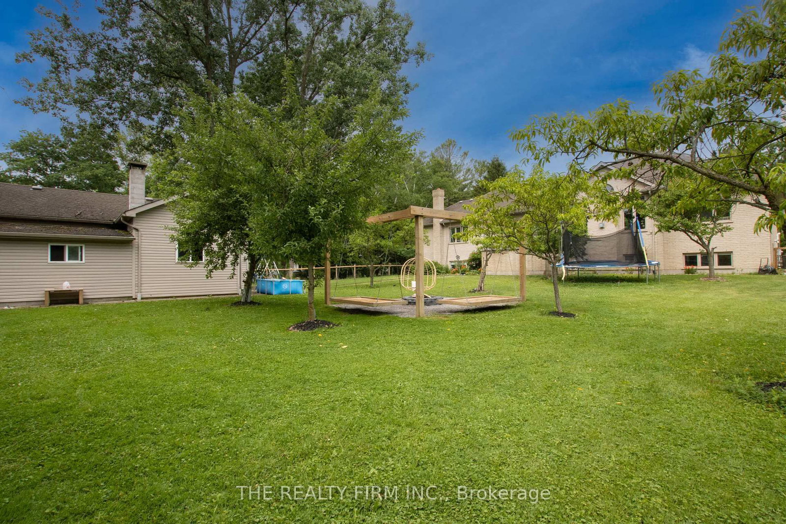 24677 Pioneer Line • West Elgin, ON photo 38