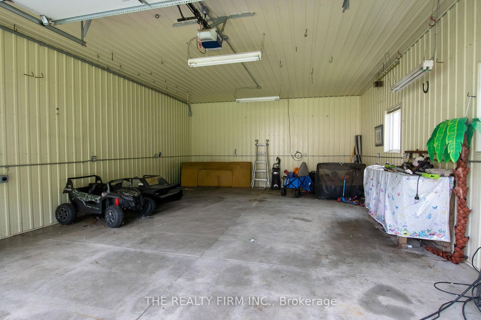 24677 Pioneer Line • West Elgin, ON photo 42