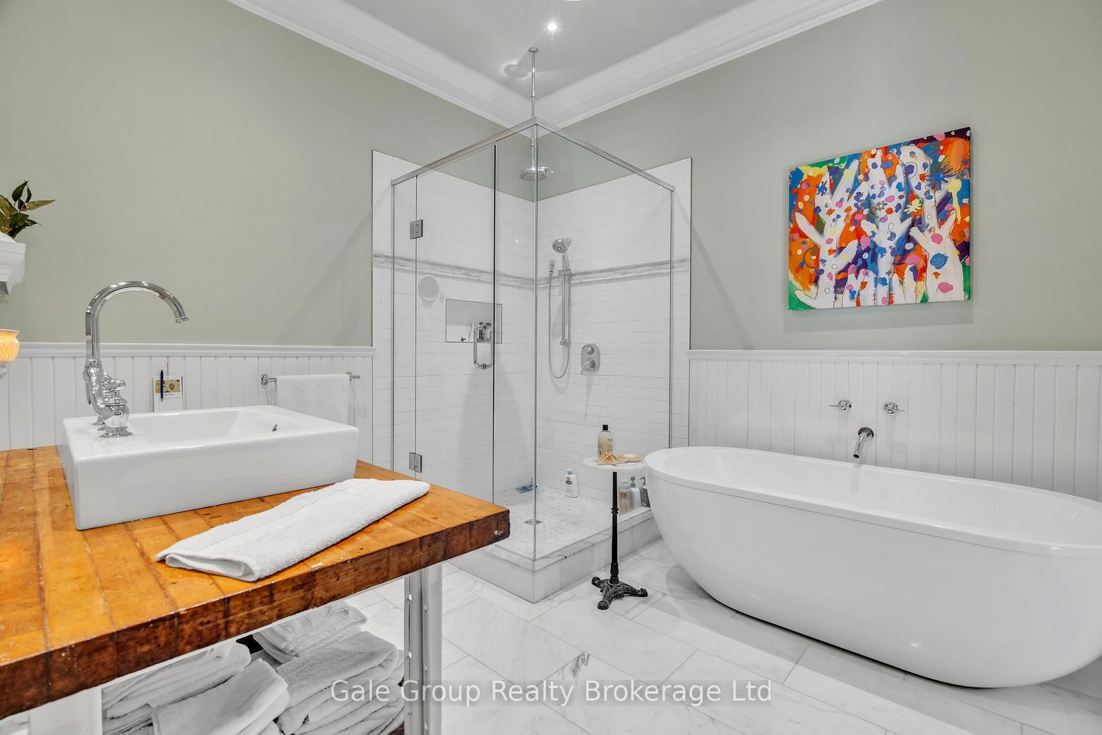 105 Vansittart Avenue • Woodstock, ON photo 27