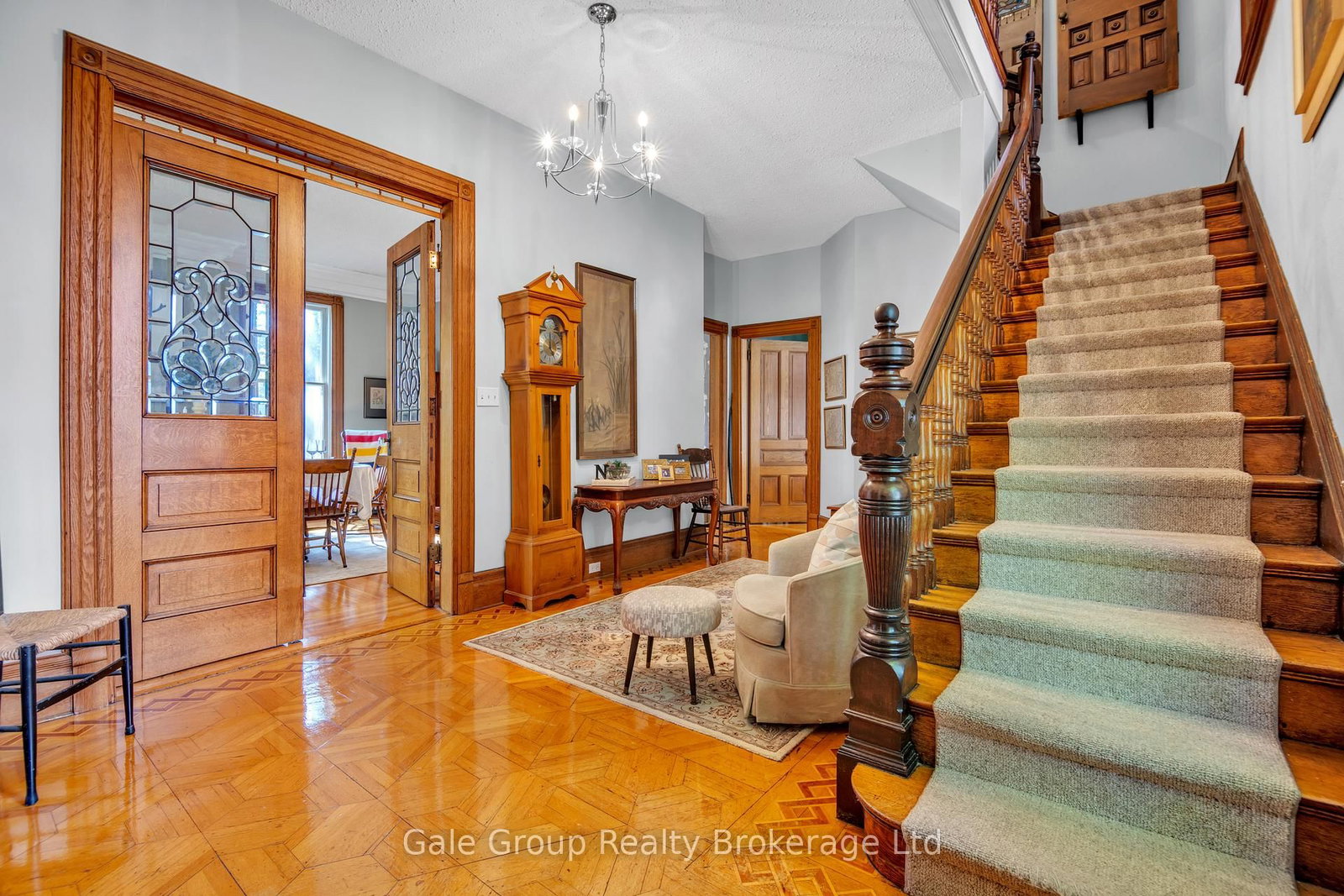 105 Vansittart Avenue • Woodstock, ON photo 29