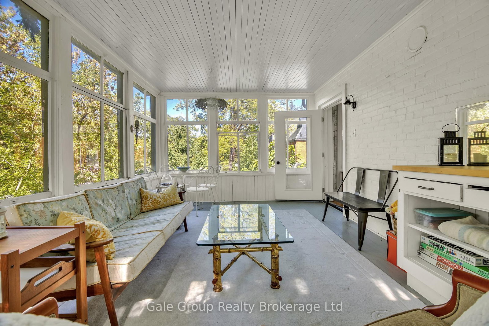 105 Vansittart Avenue • Woodstock, ON photo 37