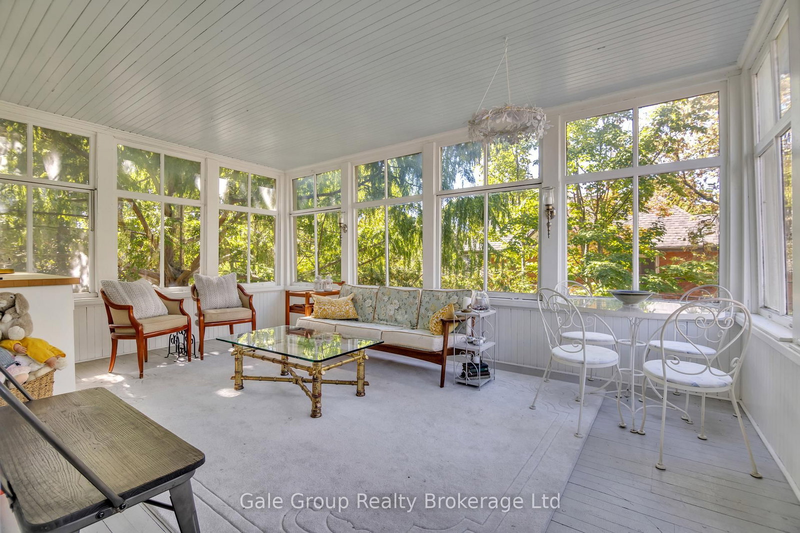 105 Vansittart Avenue • Woodstock, ON photo 39