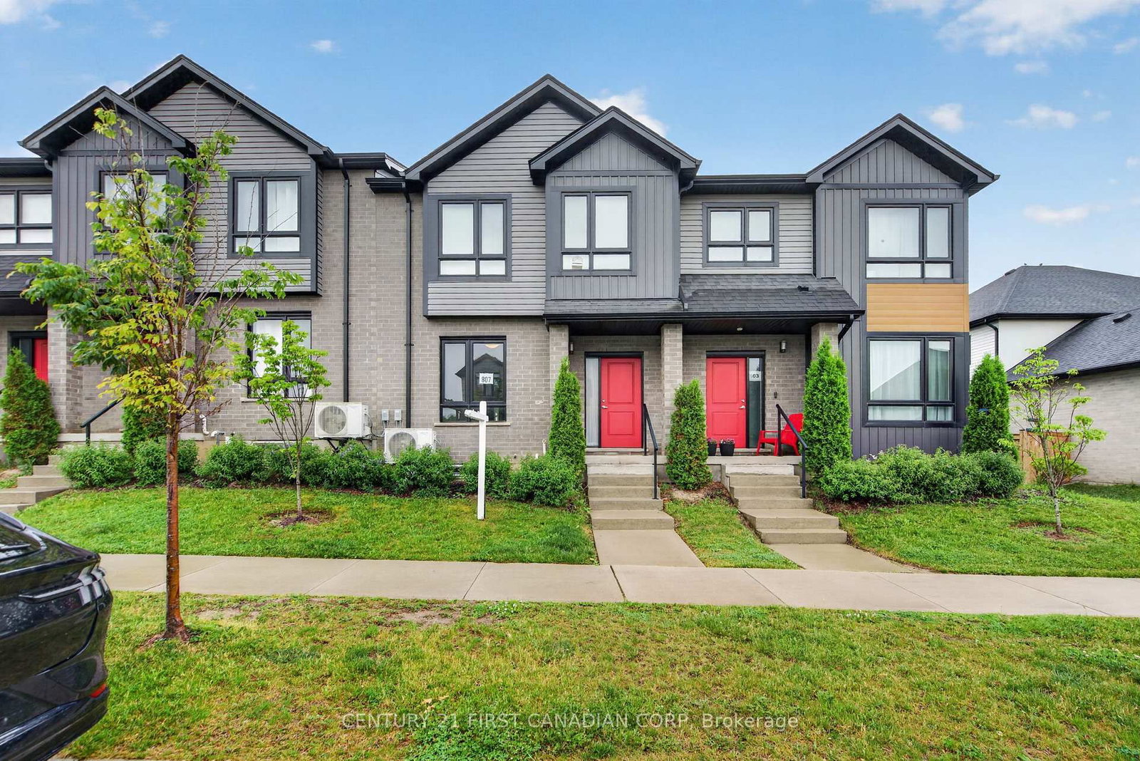 9 - 807 Kleinburg Drive, London North