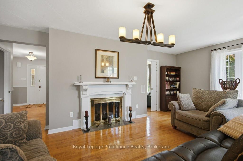 218 Lock Road • Quinte West, ON photo 13