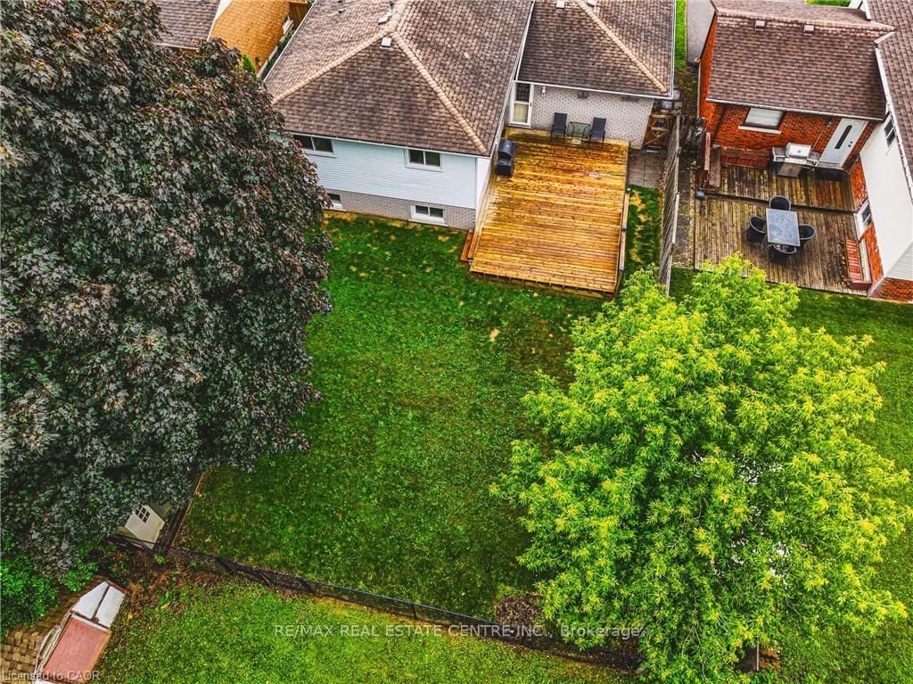 27 Ludlow Crescent • Brantford, ON photo 43