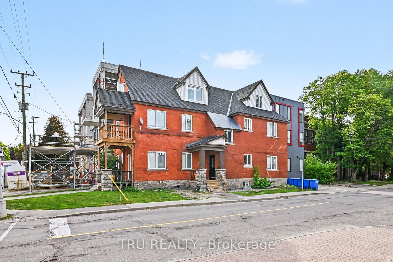 351 Friel Street • Ottawa, ON photo 1