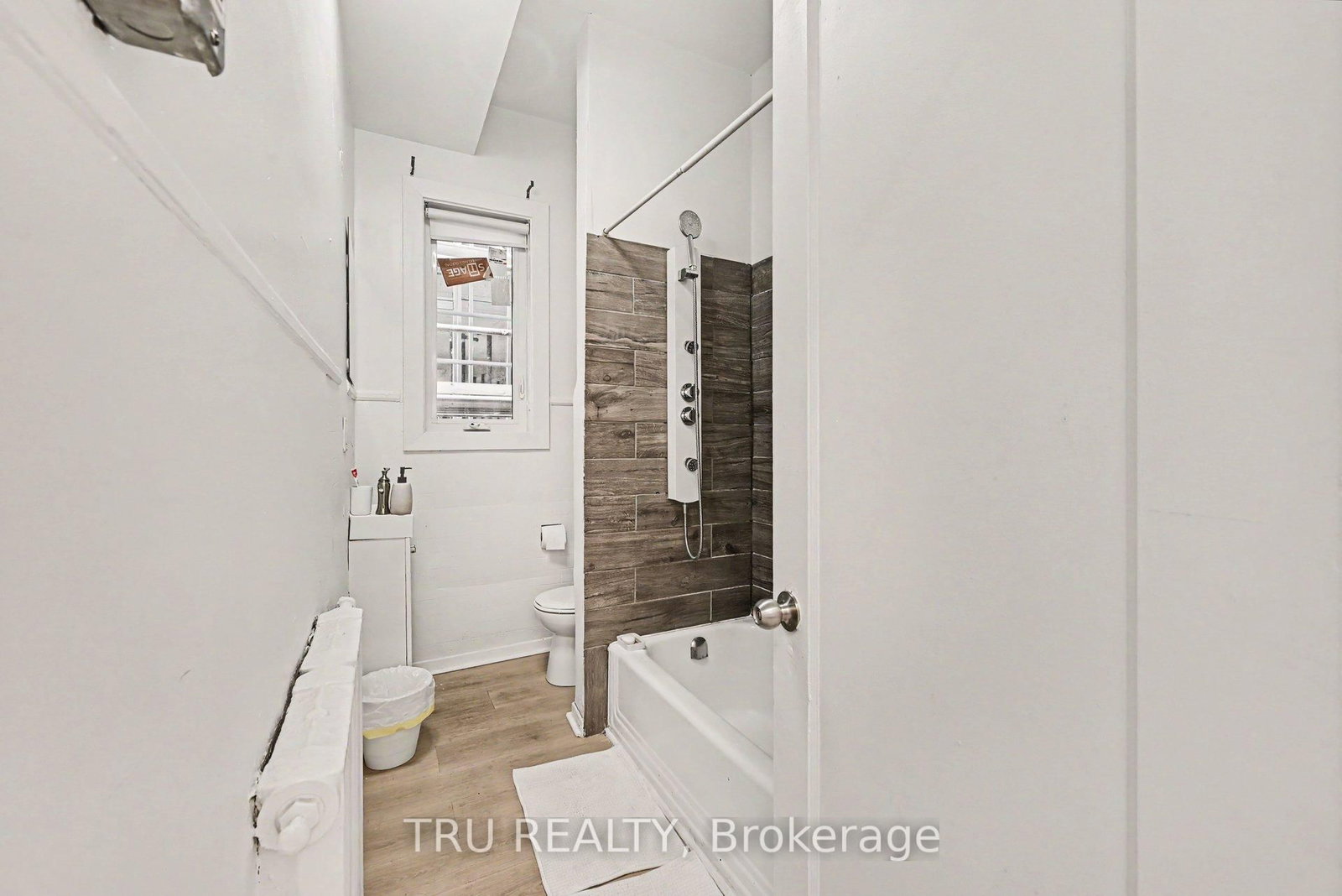351 Friel Street • Ottawa, ON photo 10