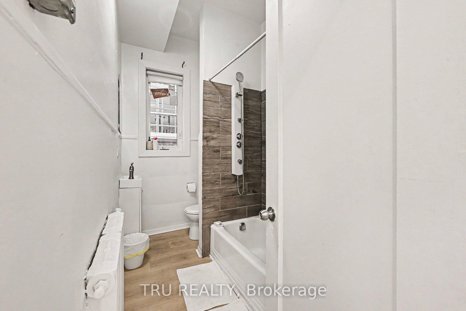 351 Friel Street • Ottawa, ON photo 11