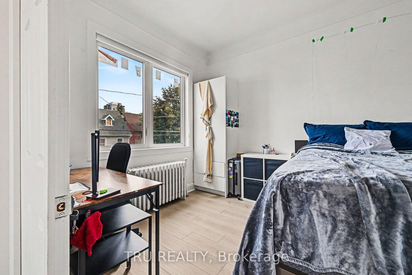 351 Friel Street • Ottawa, ON photo 13