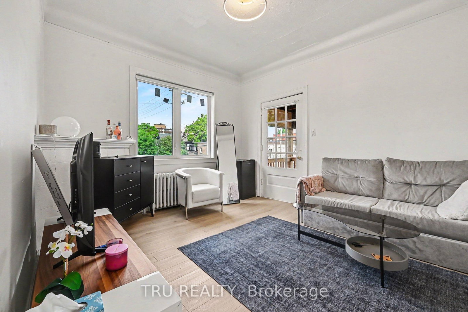 351 Friel Street • Ottawa, ON photo 5