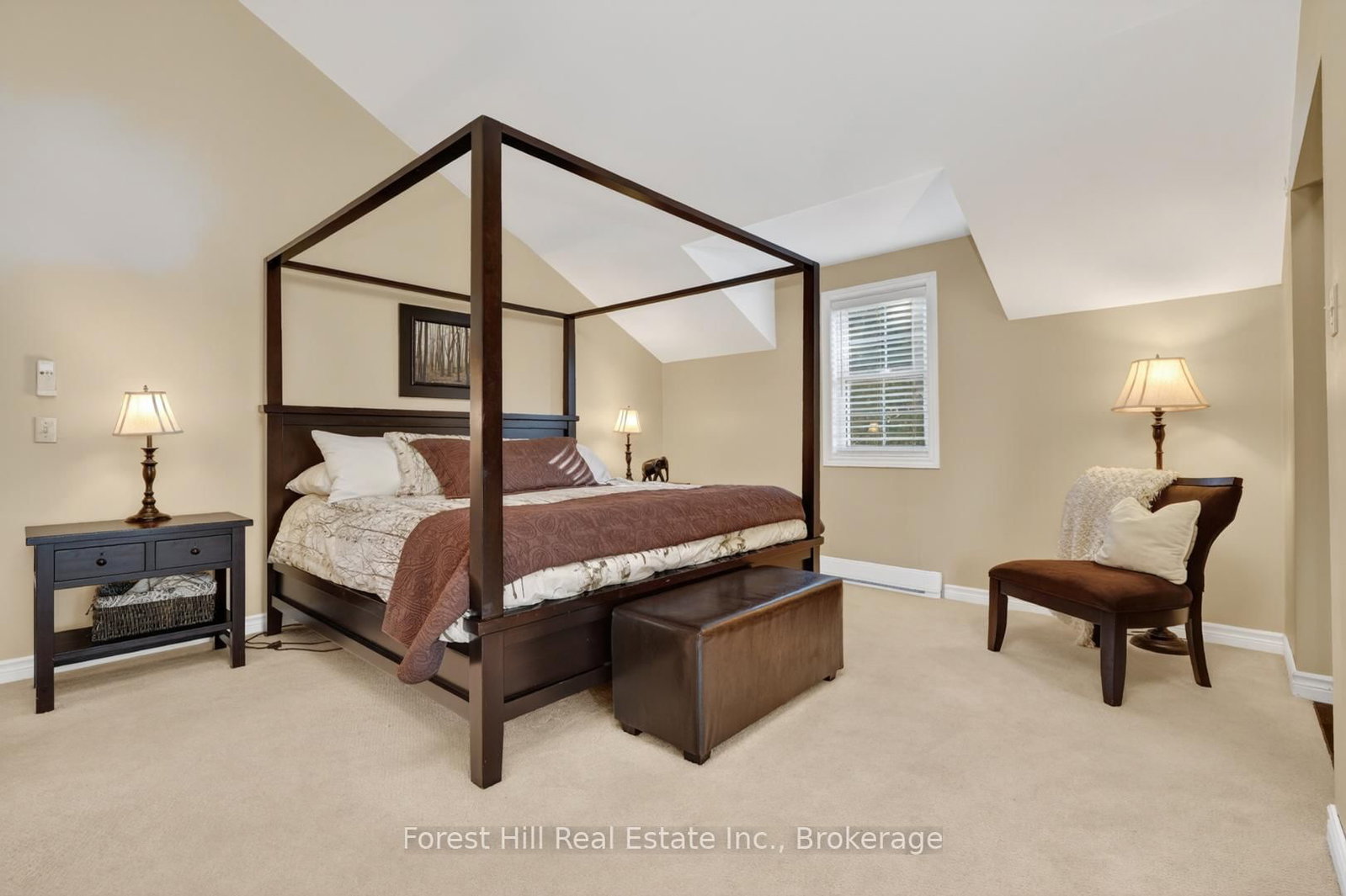 1029 Harvey Avenue • Algonquin Highlands, ON photo 24