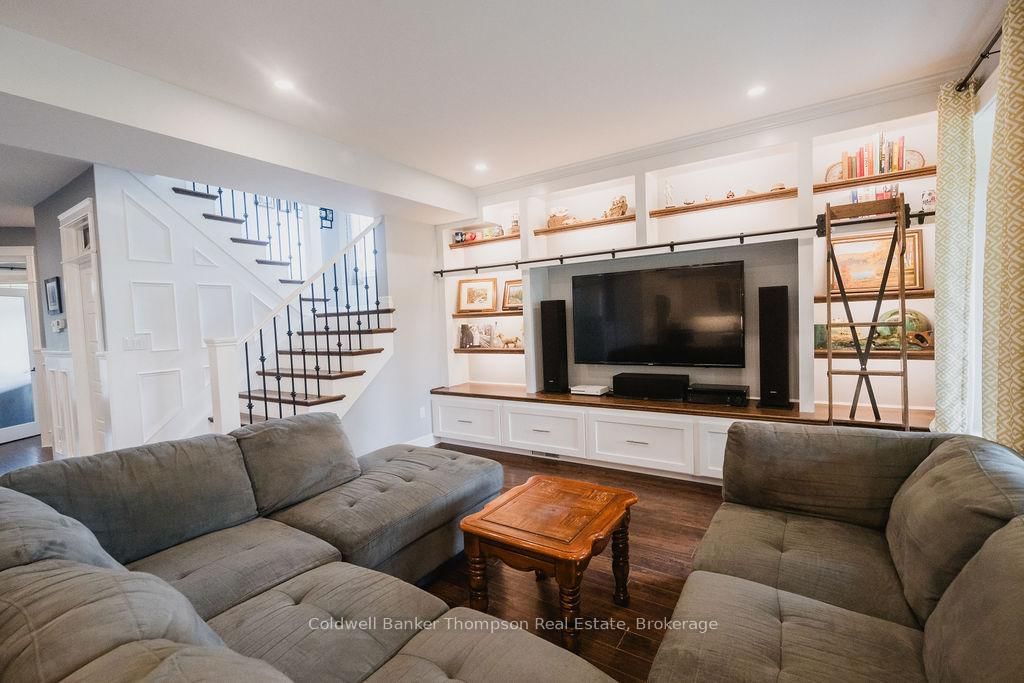 39 Riverside Avenue • South River, ON photo 12