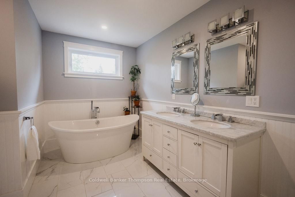 39 Riverside Avenue • South River, ON photo 23