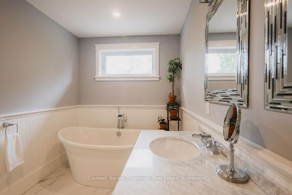 39 Riverside Avenue • South River, ON photo 25
