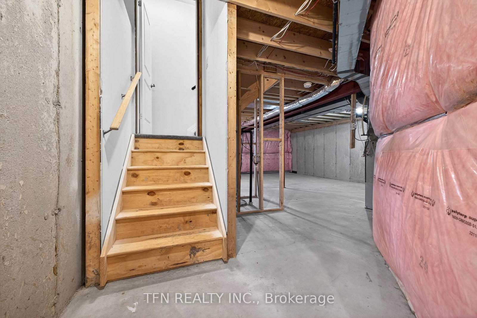 245 Bur Oak Drive • Thorold, ON photo 41