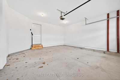245 Bur Oak Drive • Thorold, ON photo 9