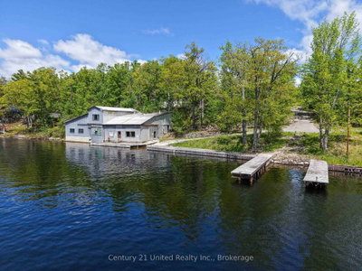 832 Northey's Bay Road