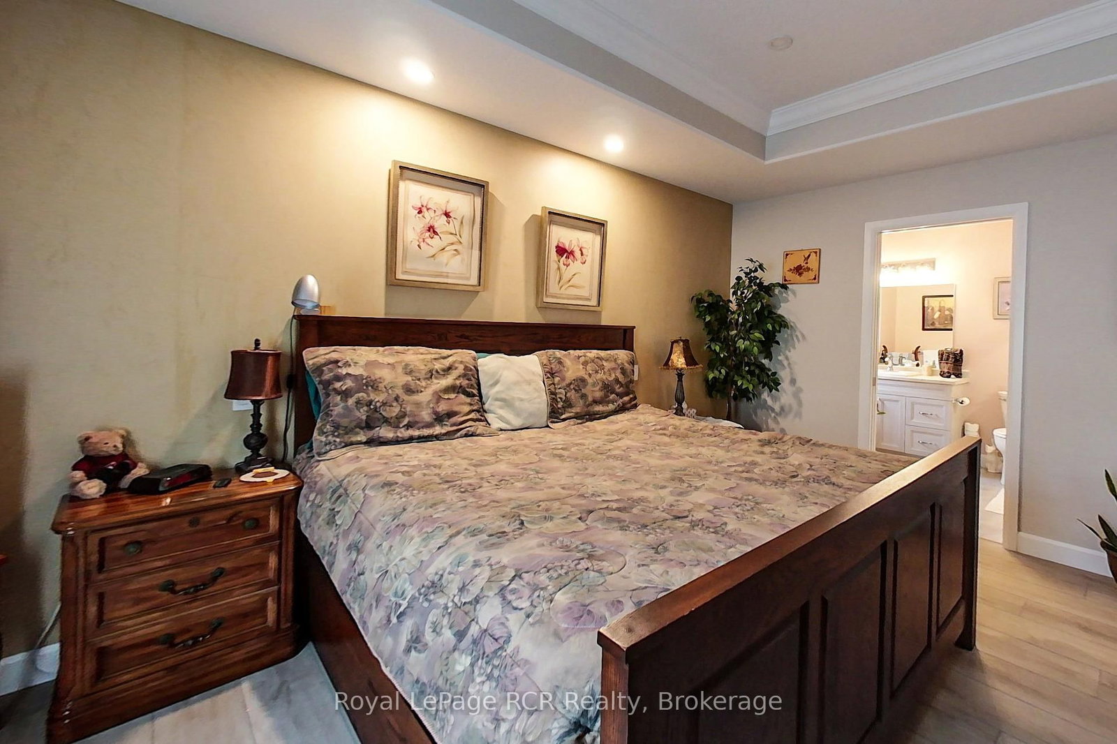 855 17th Street • Hanover, ON photo 13