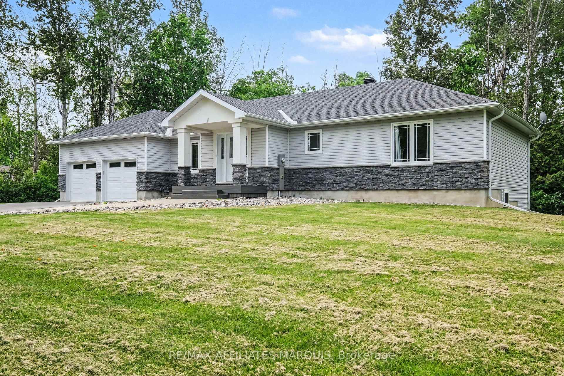 97 Golf Club Road