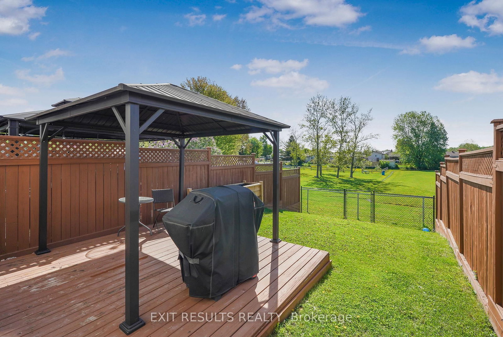 2609 RAYMOND Street • Clarence-Rockland, ON photo 29