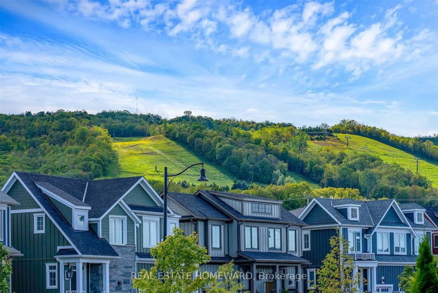 222 Yellow Birch Crescent