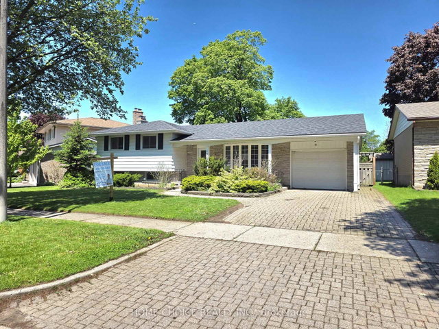 130 Champlain Crescent