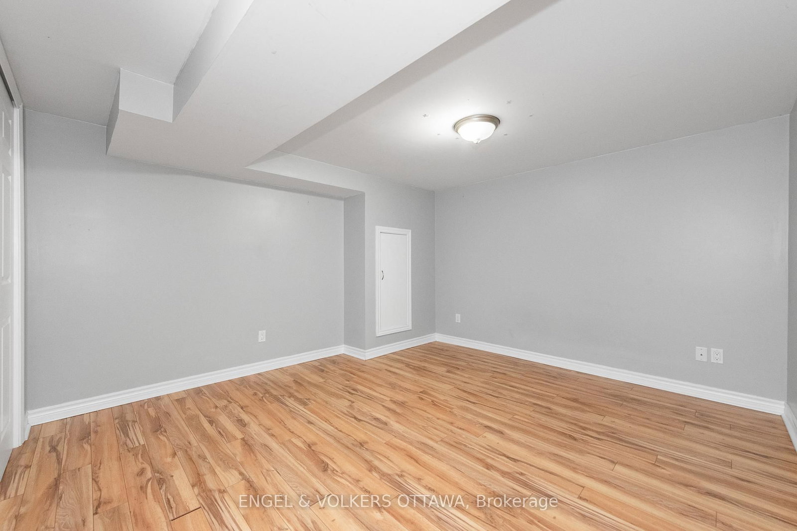 75 Woodfield Drive • Ottawa, ON photo 21