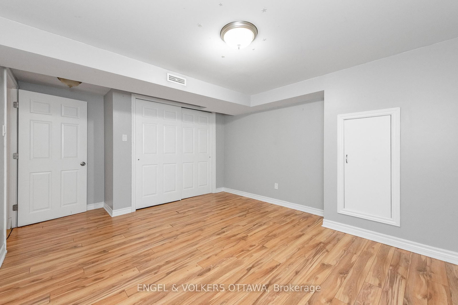 75 Woodfield Drive • Ottawa, ON photo 22