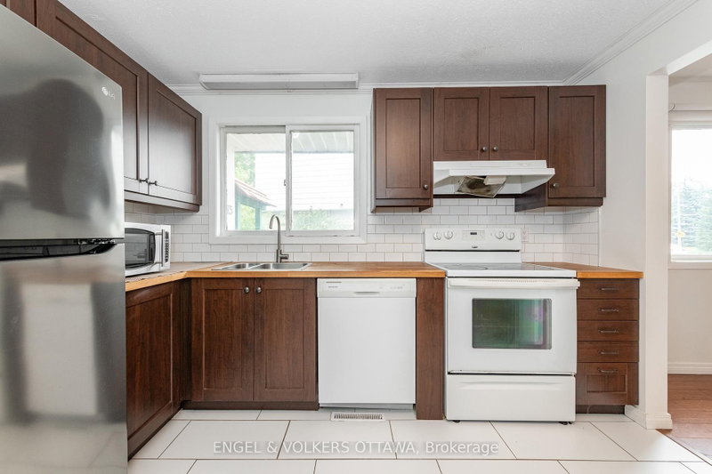 75 Woodfield Drive
