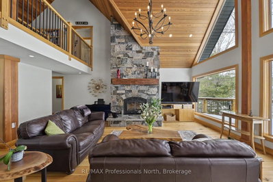 1015 Bluestone Lane • Minden Hills, ON photo 9