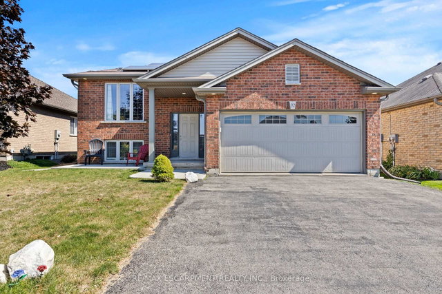 92 White Water Drive