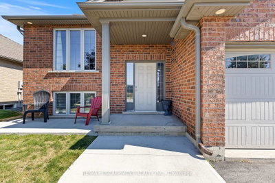 92 White Water Drive • Norfolk, ON photo 4