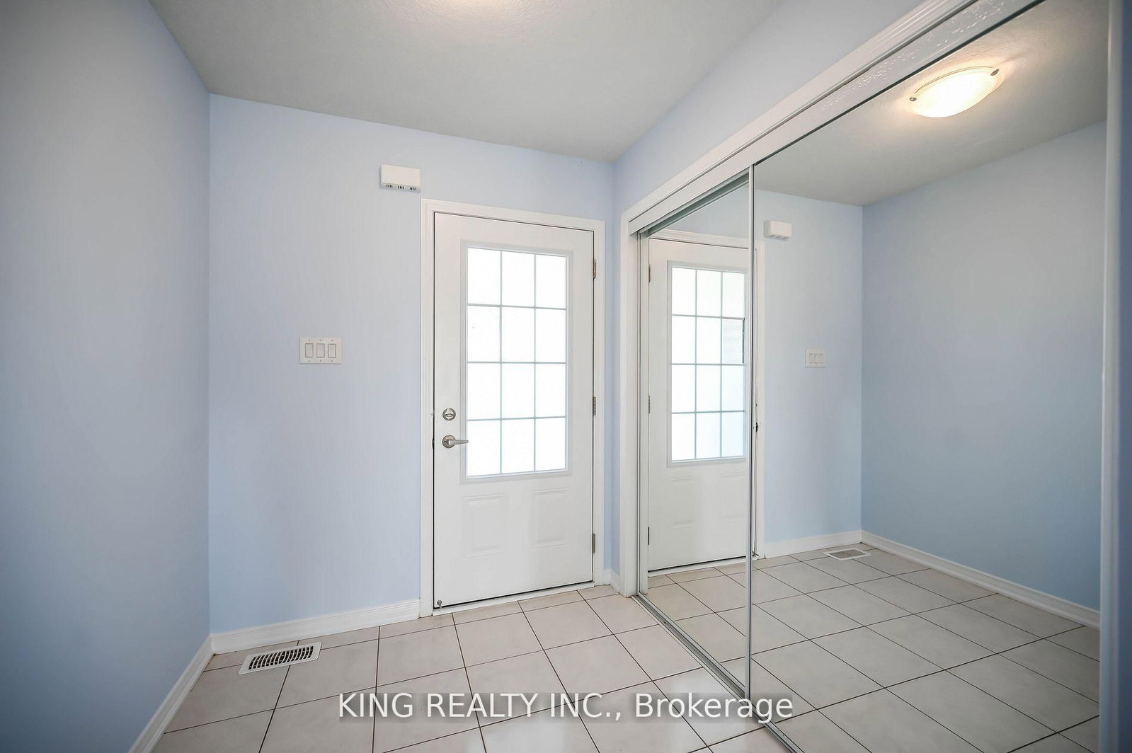 27 Cooke Avenue — photo 5