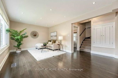 577 Weber Street E — photo 3