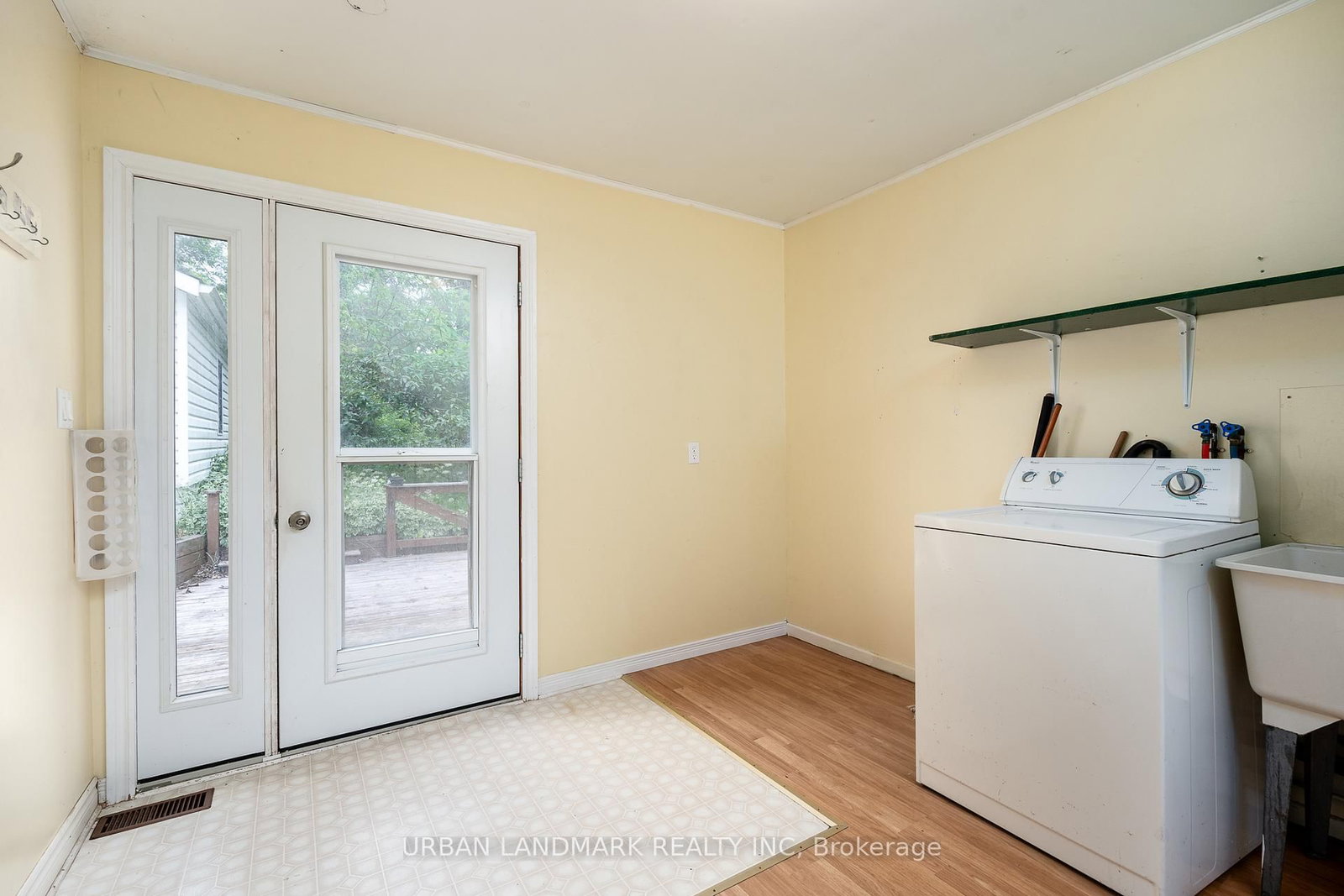 136 St Lawrence Street • Madoc, ON photo 14
