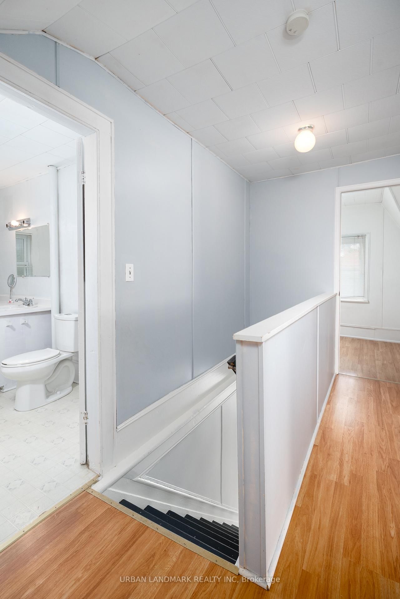 136 St Lawrence Street • Madoc, ON photo 16