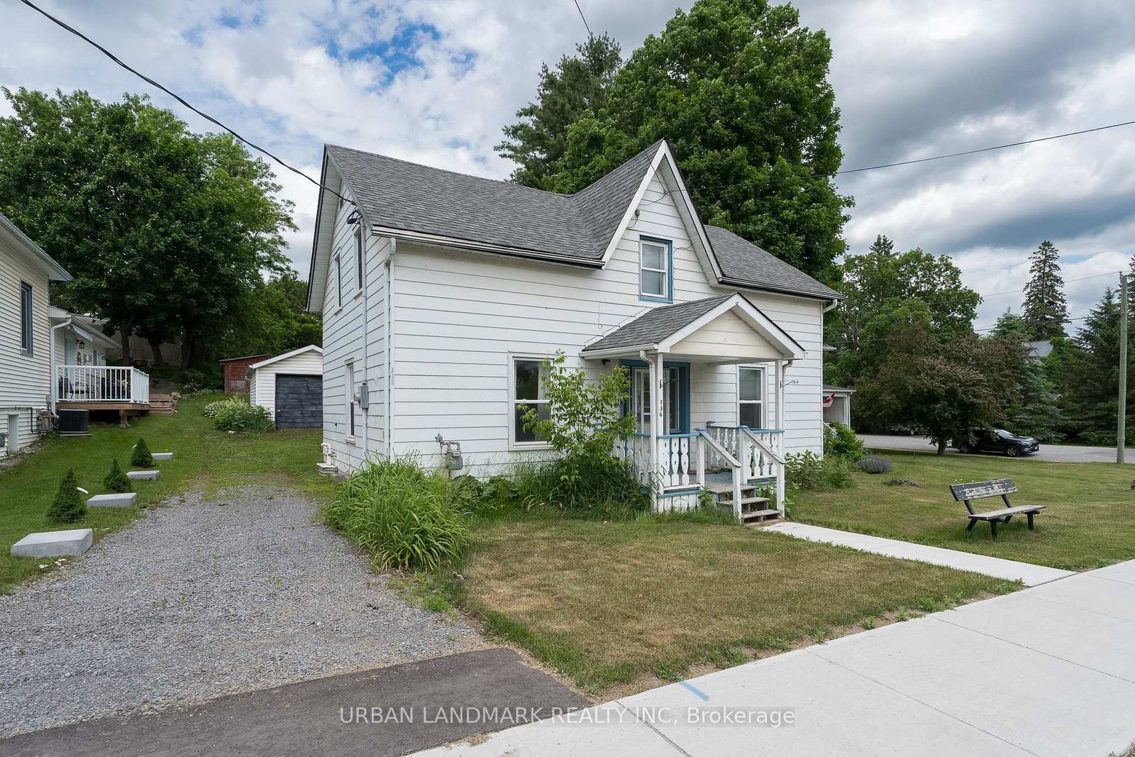136 St Lawrence Street • Madoc, ON photo 2