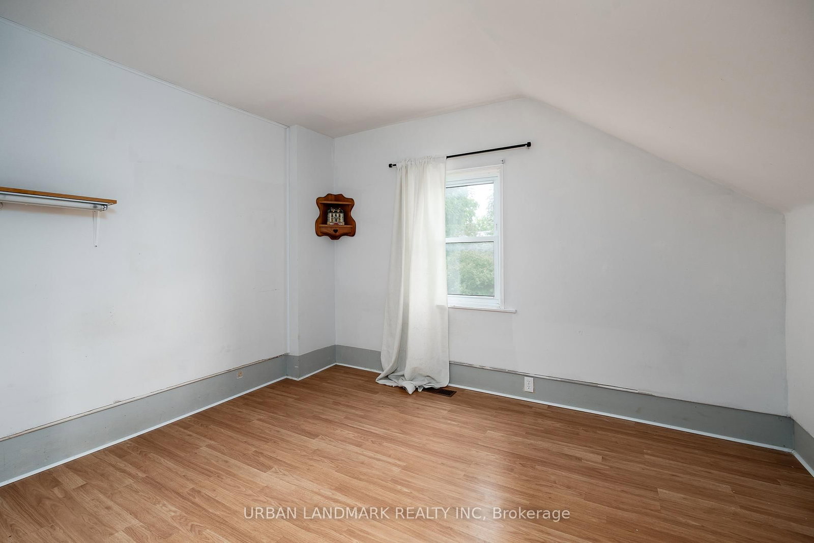 136 St Lawrence Street • Madoc, ON photo 21