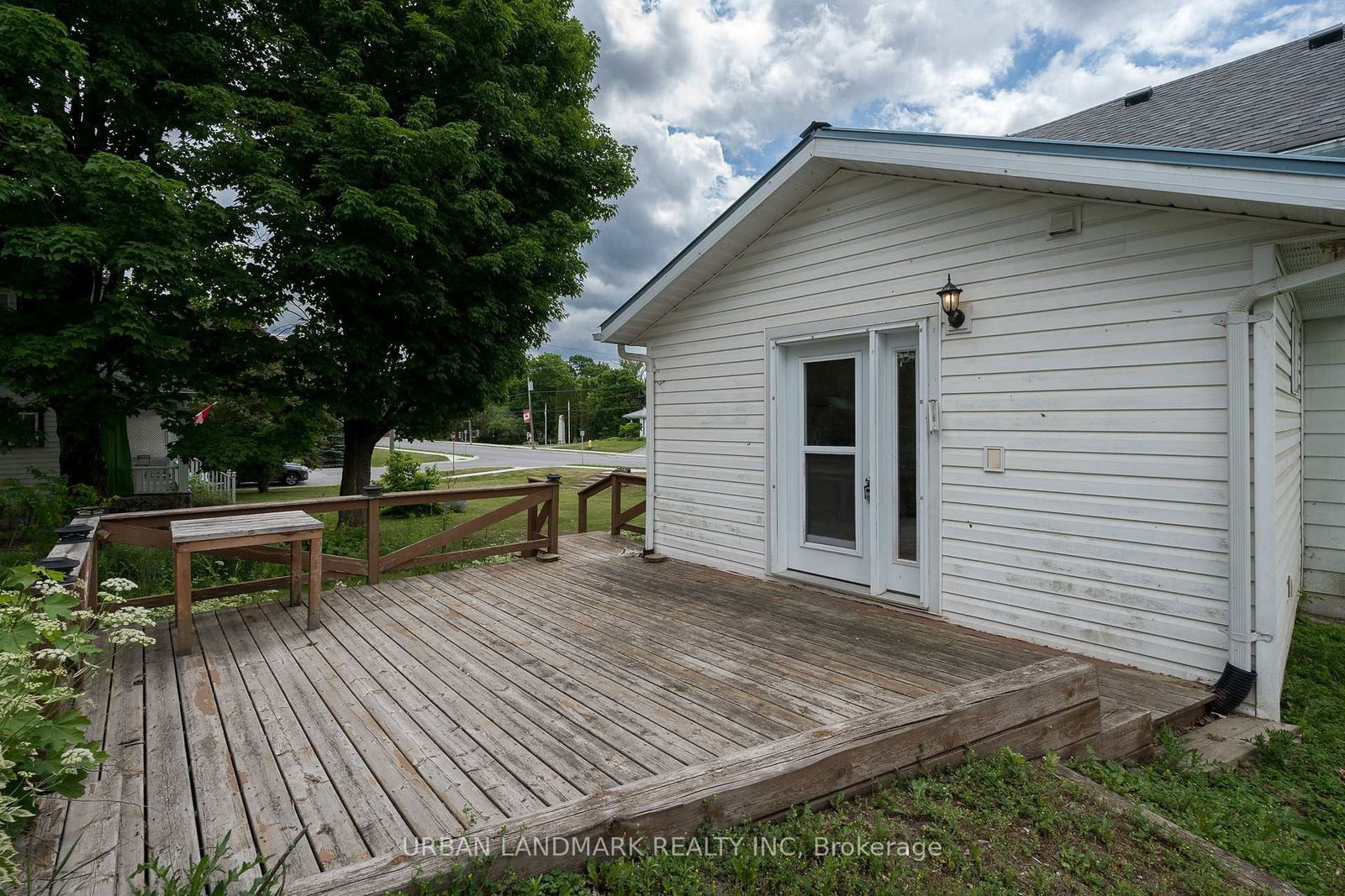 136 St Lawrence Street • Madoc, ON photo 24