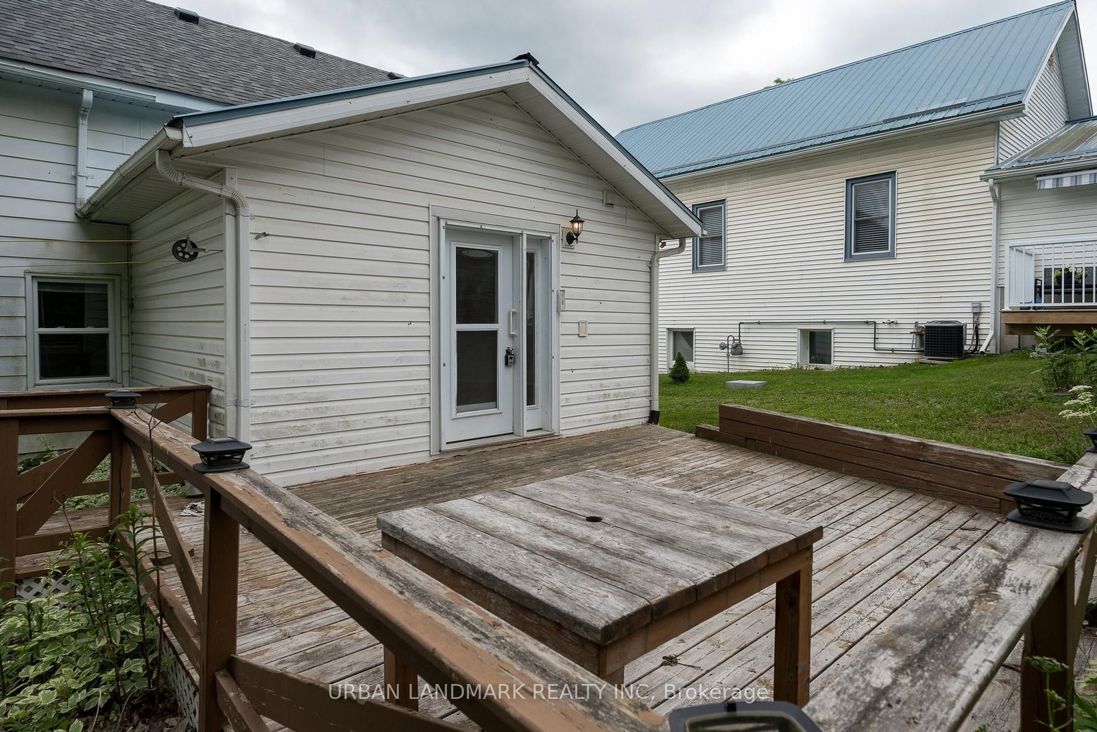 136 St Lawrence Street • Madoc, ON photo 26