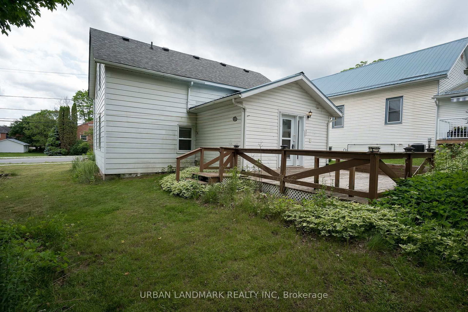 136 St Lawrence Street • Madoc, ON photo 27