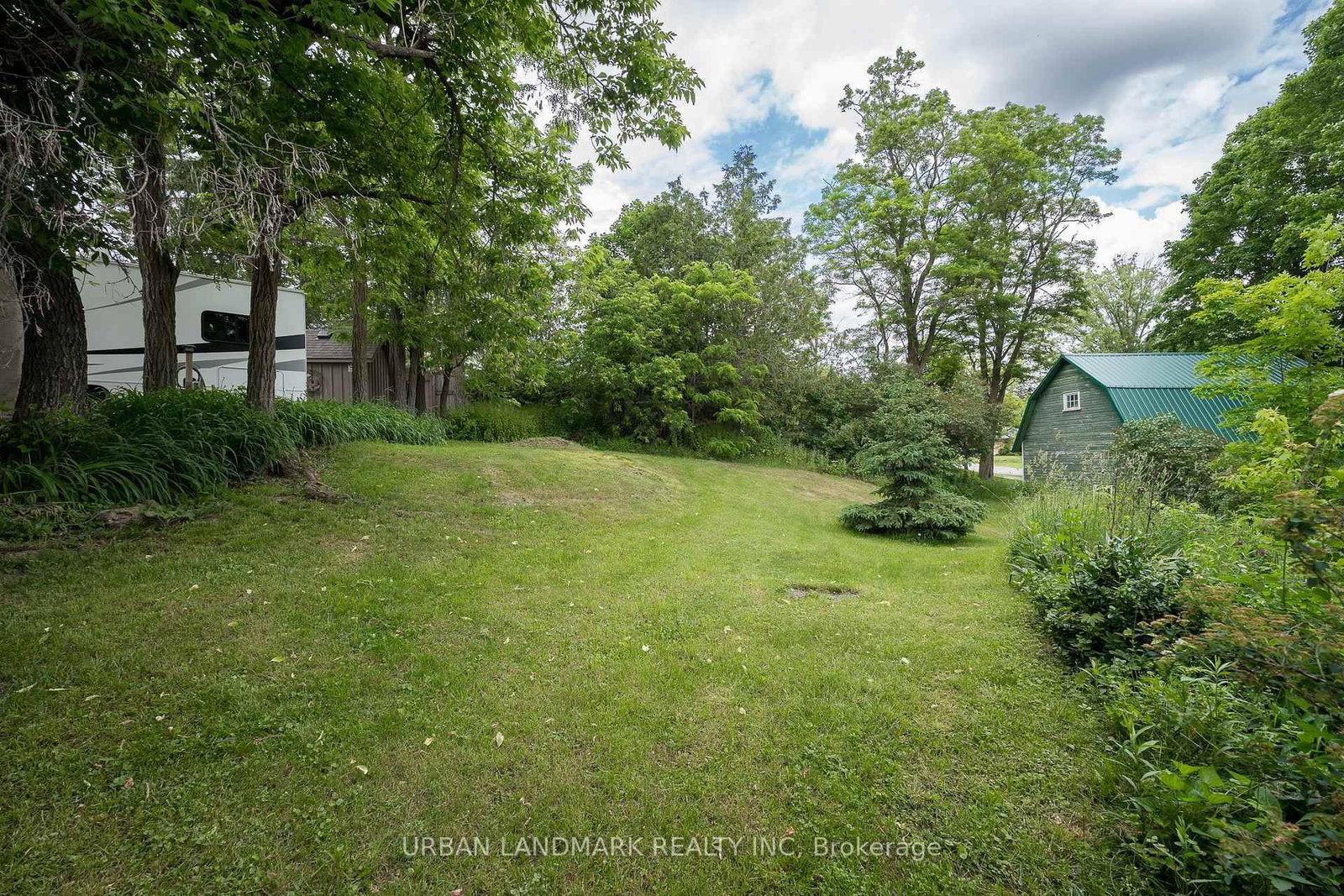 136 St Lawrence Street • Madoc, ON photo 30