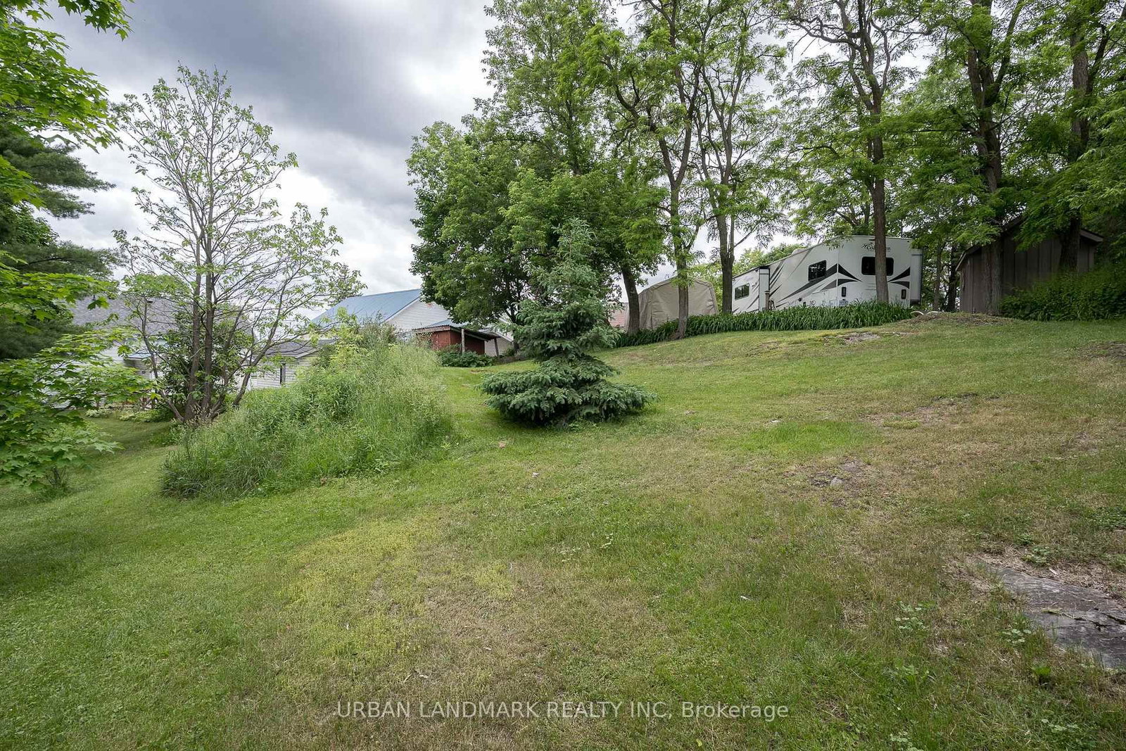 136 St Lawrence Street • Madoc, ON photo 32