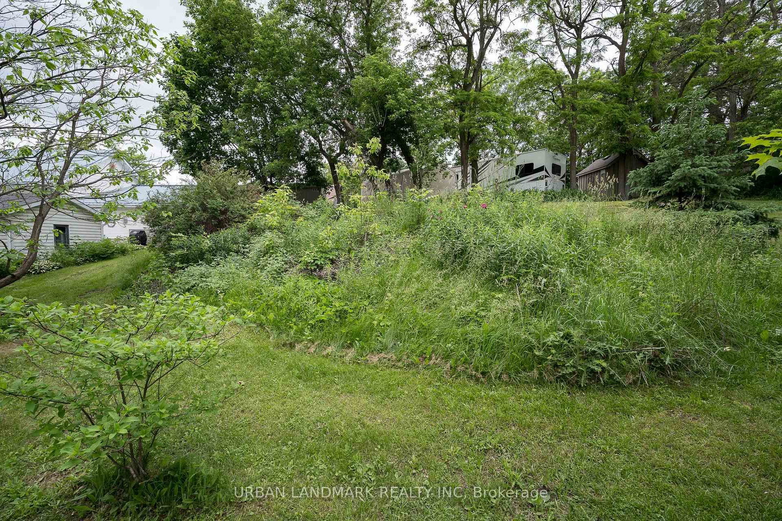 136 St Lawrence Street • Madoc, ON photo 34