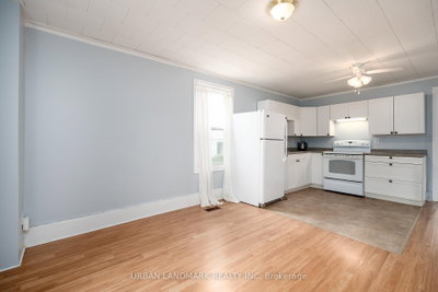 136 St Lawrence Street • Madoc, ON photo 9