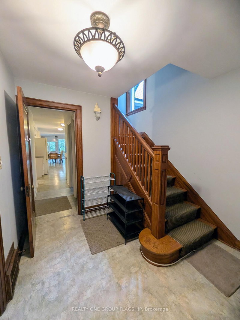 A - 1001 MAITLAND Street