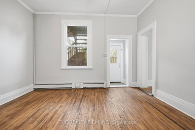 Unit 2 — 22 Victor Street — photo 4
