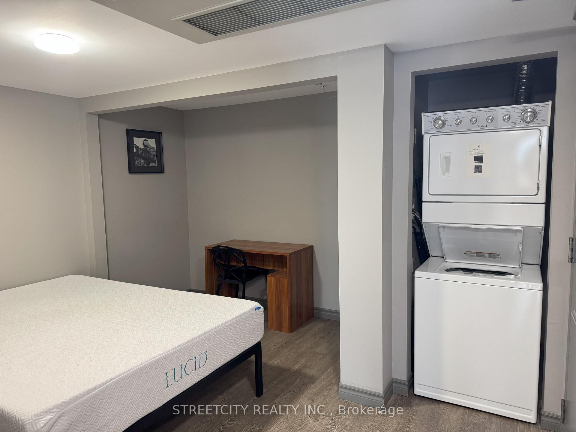 321 Spruce Street, Unit 501